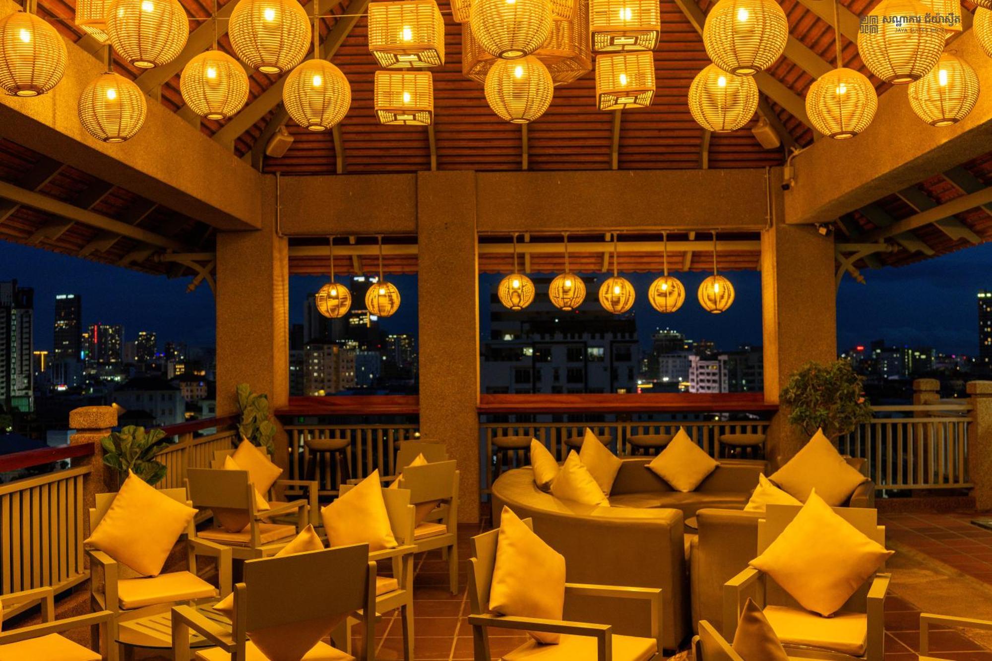 Jaya Suites Hotel Phnom Penh Bagian luar foto