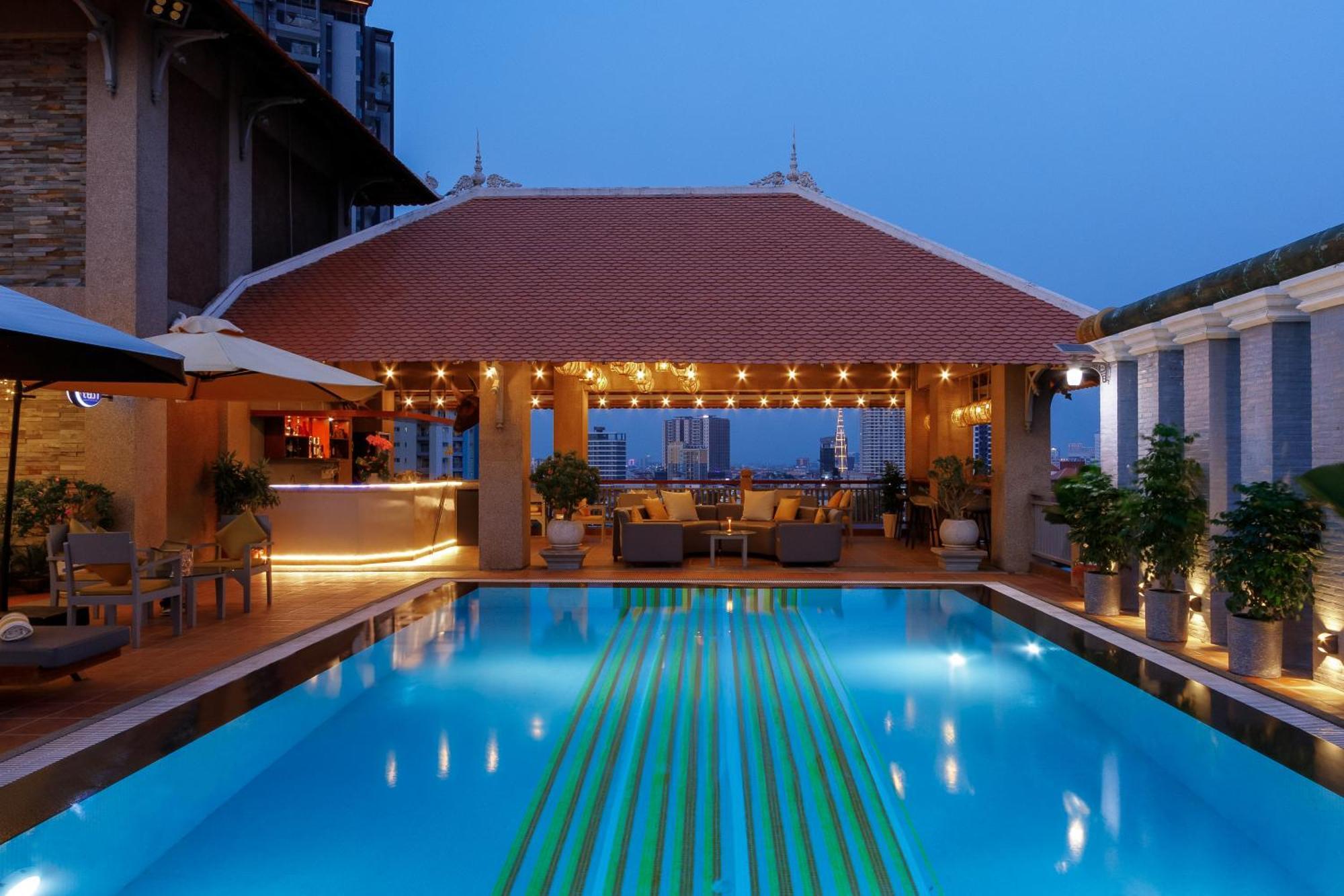 Jaya Suites Hotel Phnom Penh Bagian luar foto