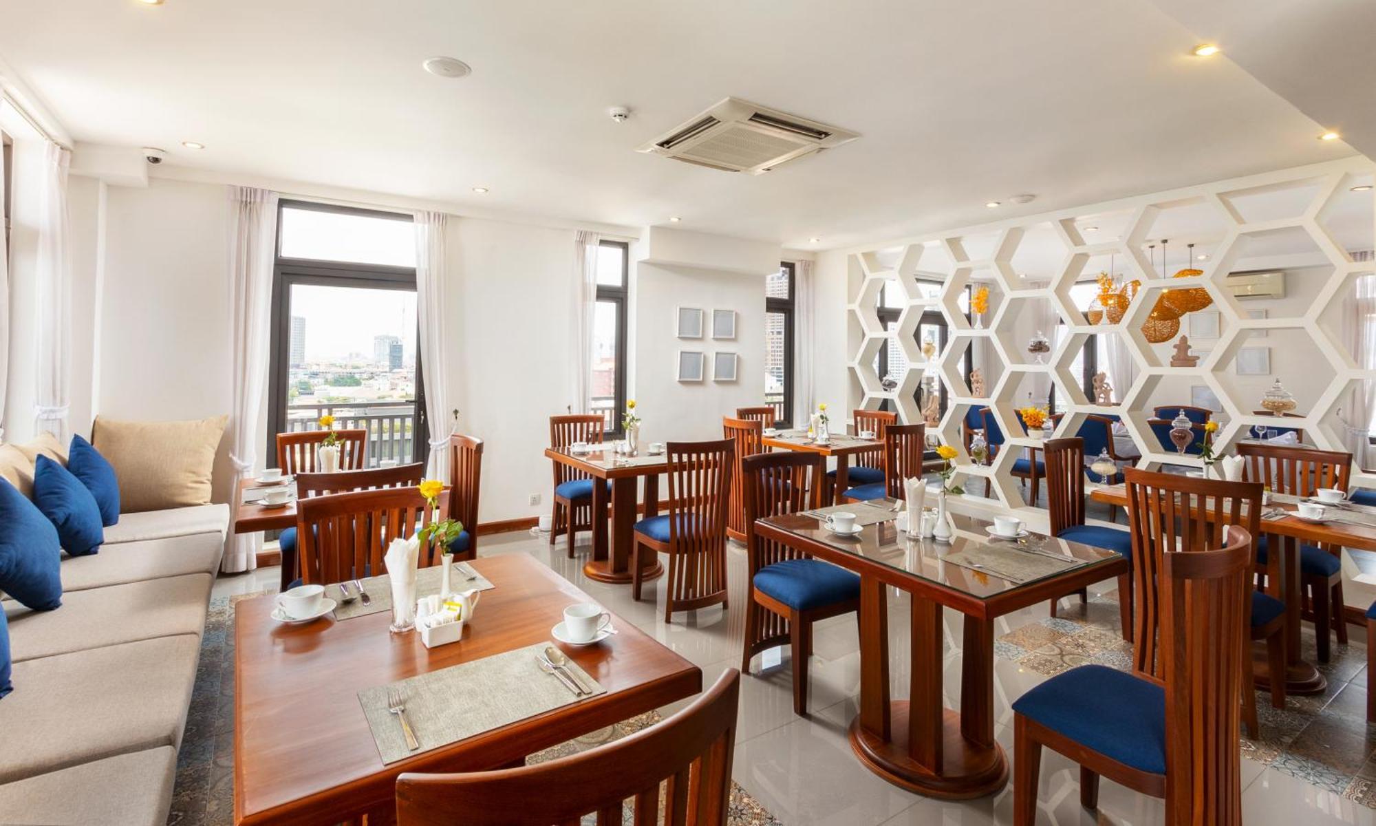Jaya Suites Hotel Phnom Penh Bagian luar foto