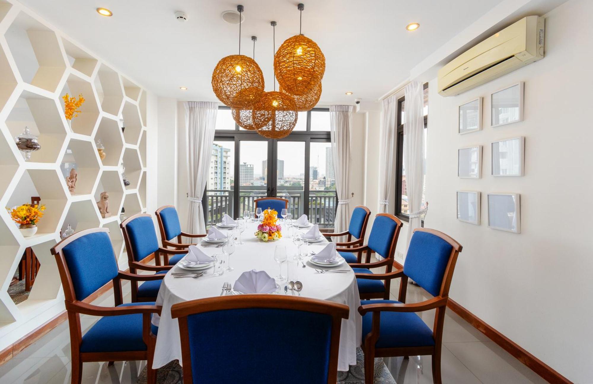 Jaya Suites Hotel Phnom Penh Bagian luar foto