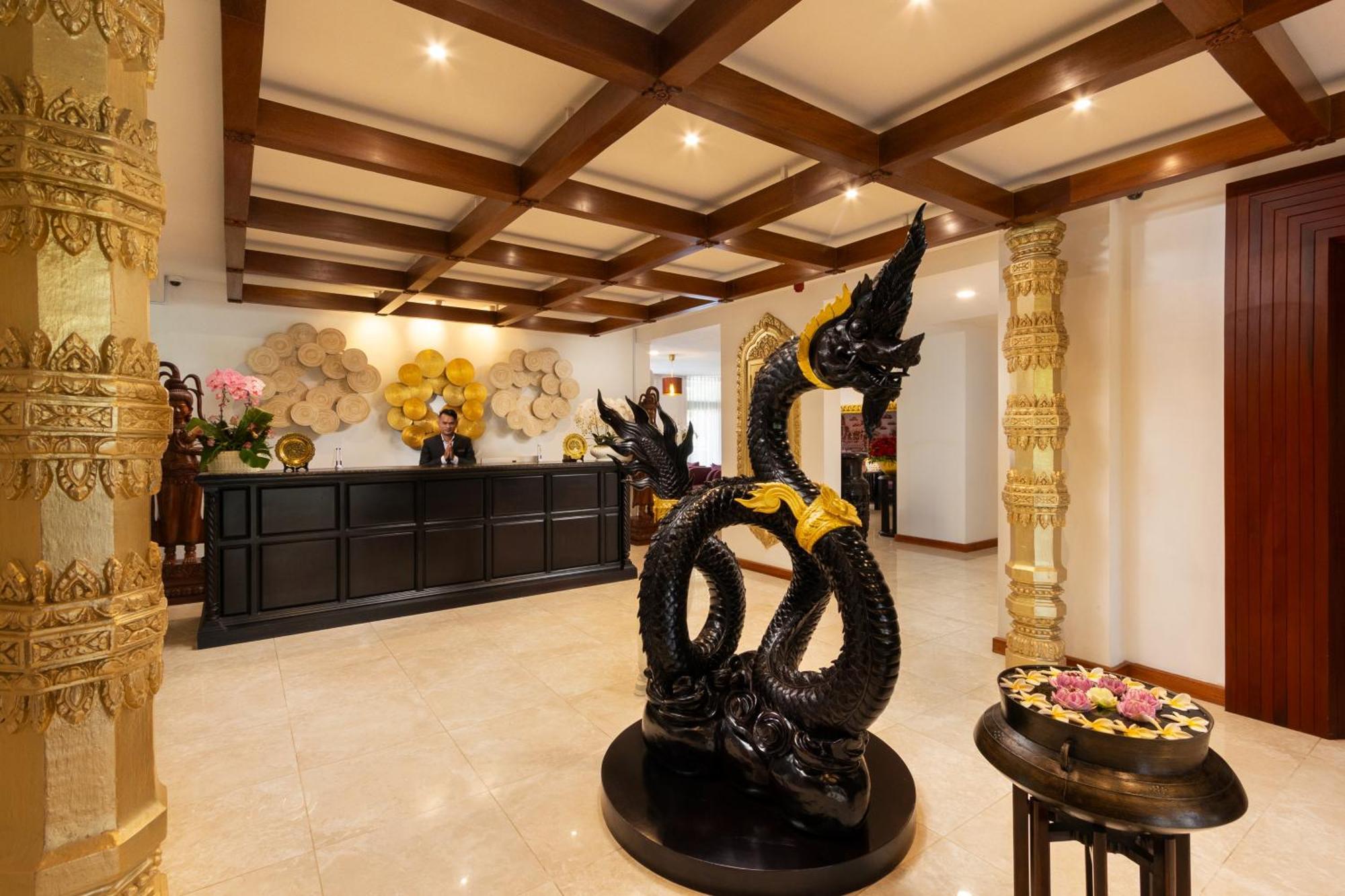 Jaya Suites Hotel Phnom Penh Bagian luar foto