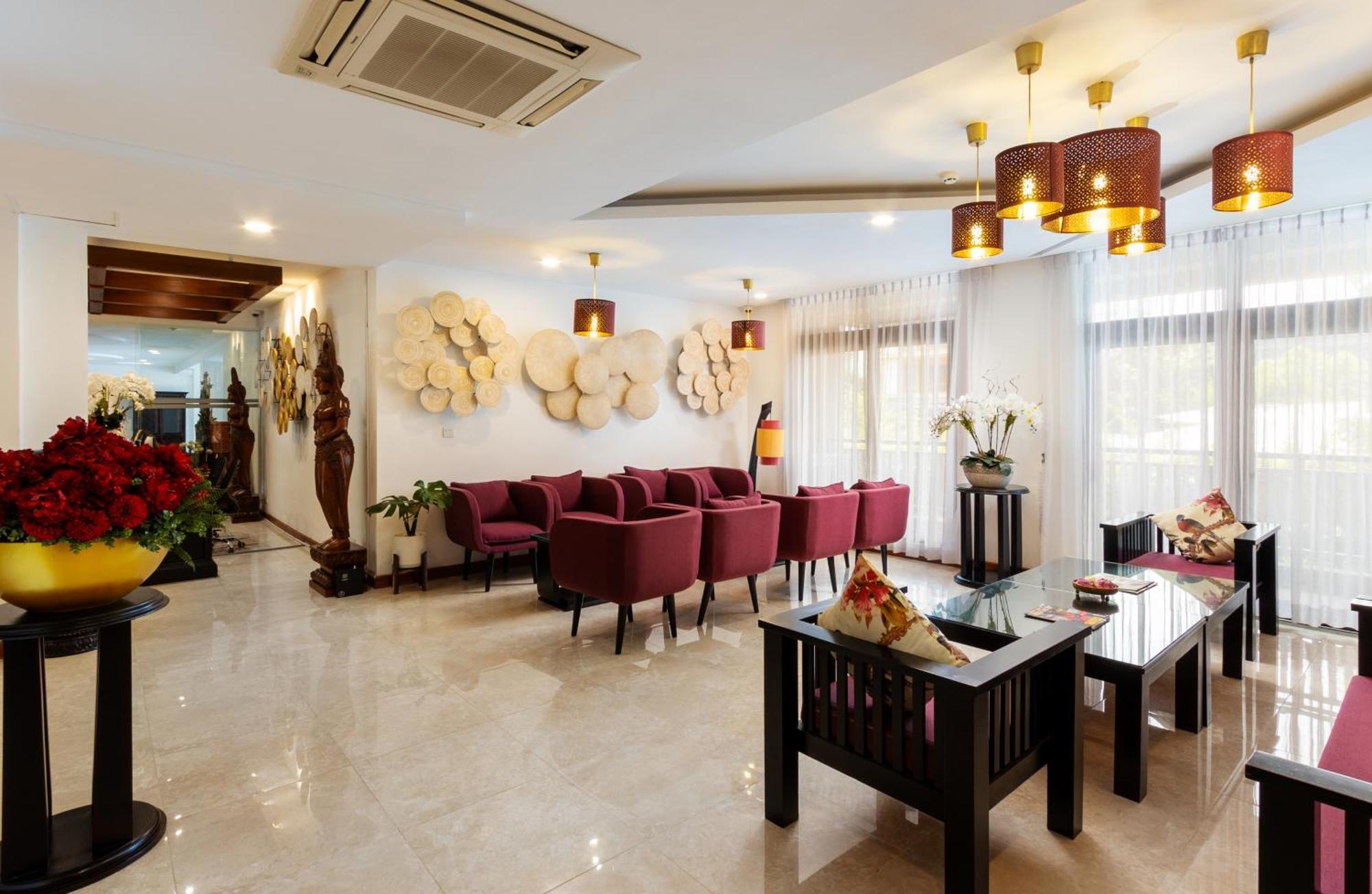 Jaya Suites Hotel Phnom Penh Bagian luar foto