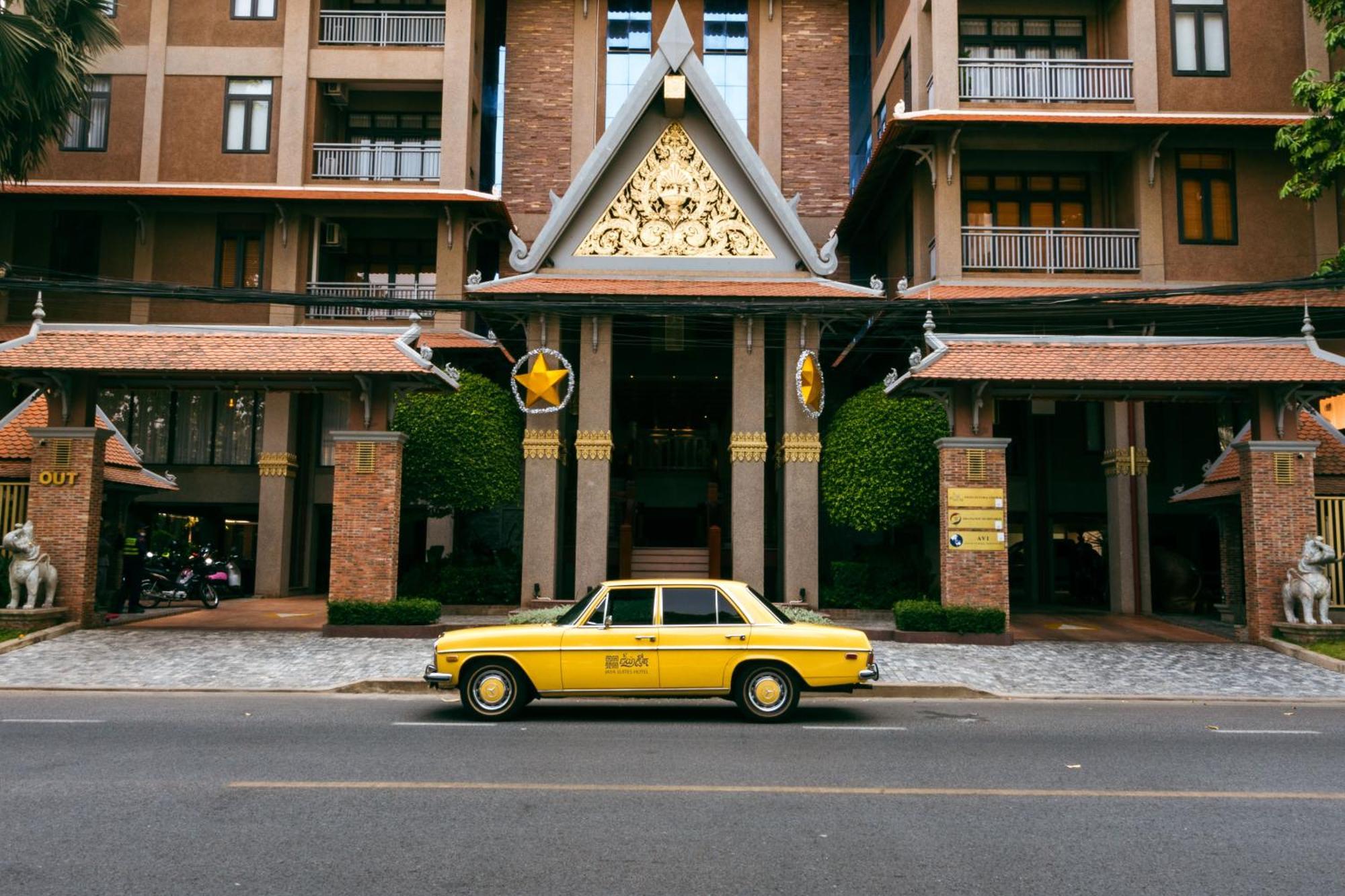 Jaya Suites Hotel Phnom Penh Bagian luar foto