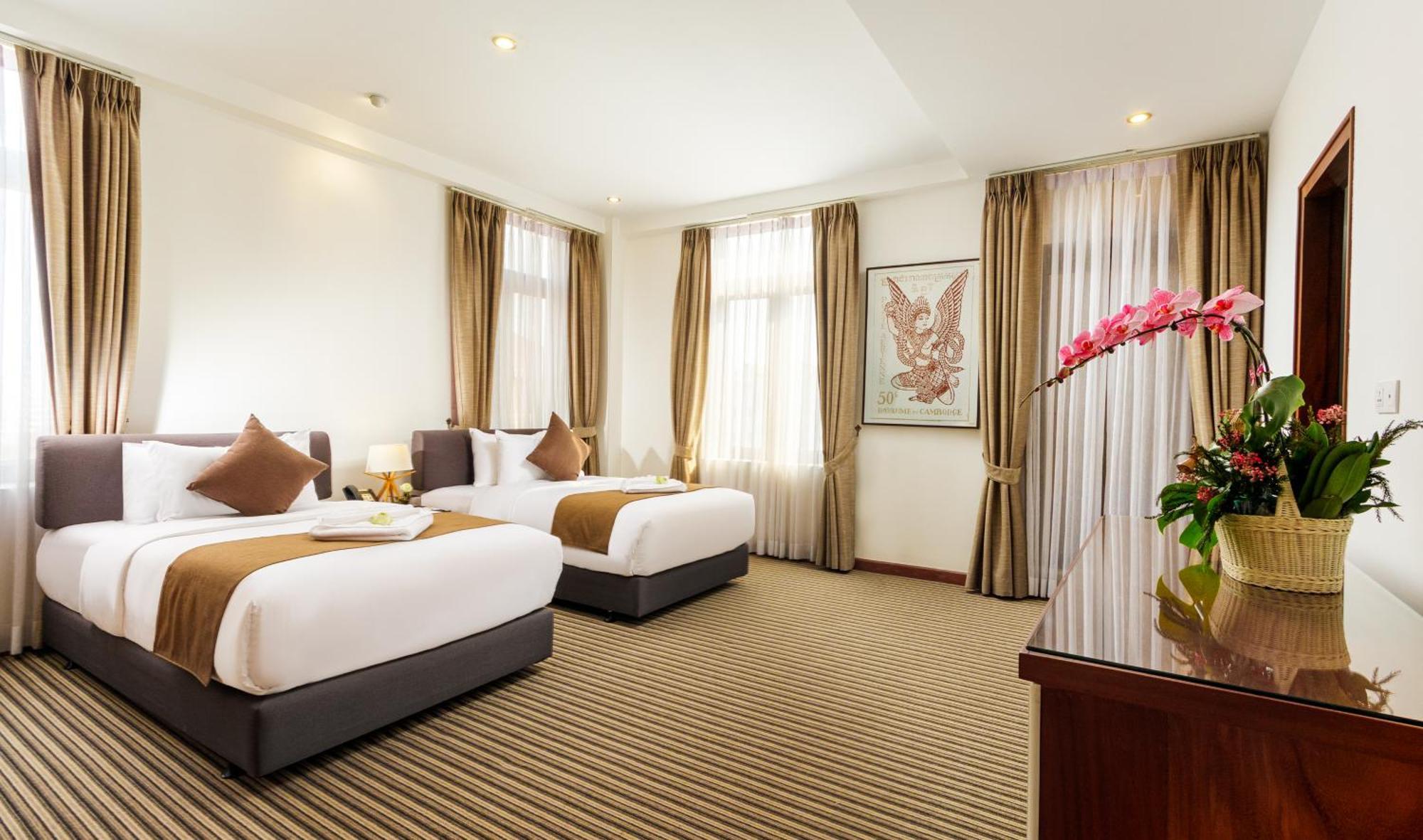 Jaya Suites Hotel Phnom Penh Bagian luar foto