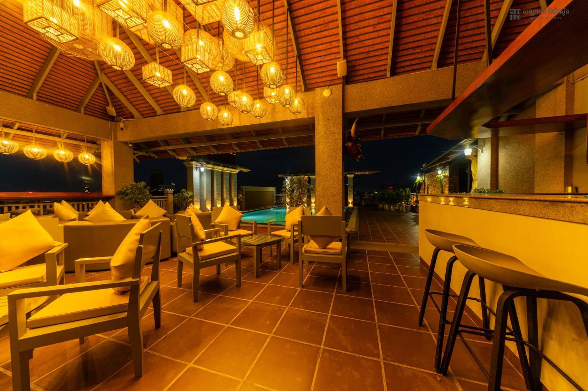 Jaya Suites Hotel Phnom Penh Bagian luar foto