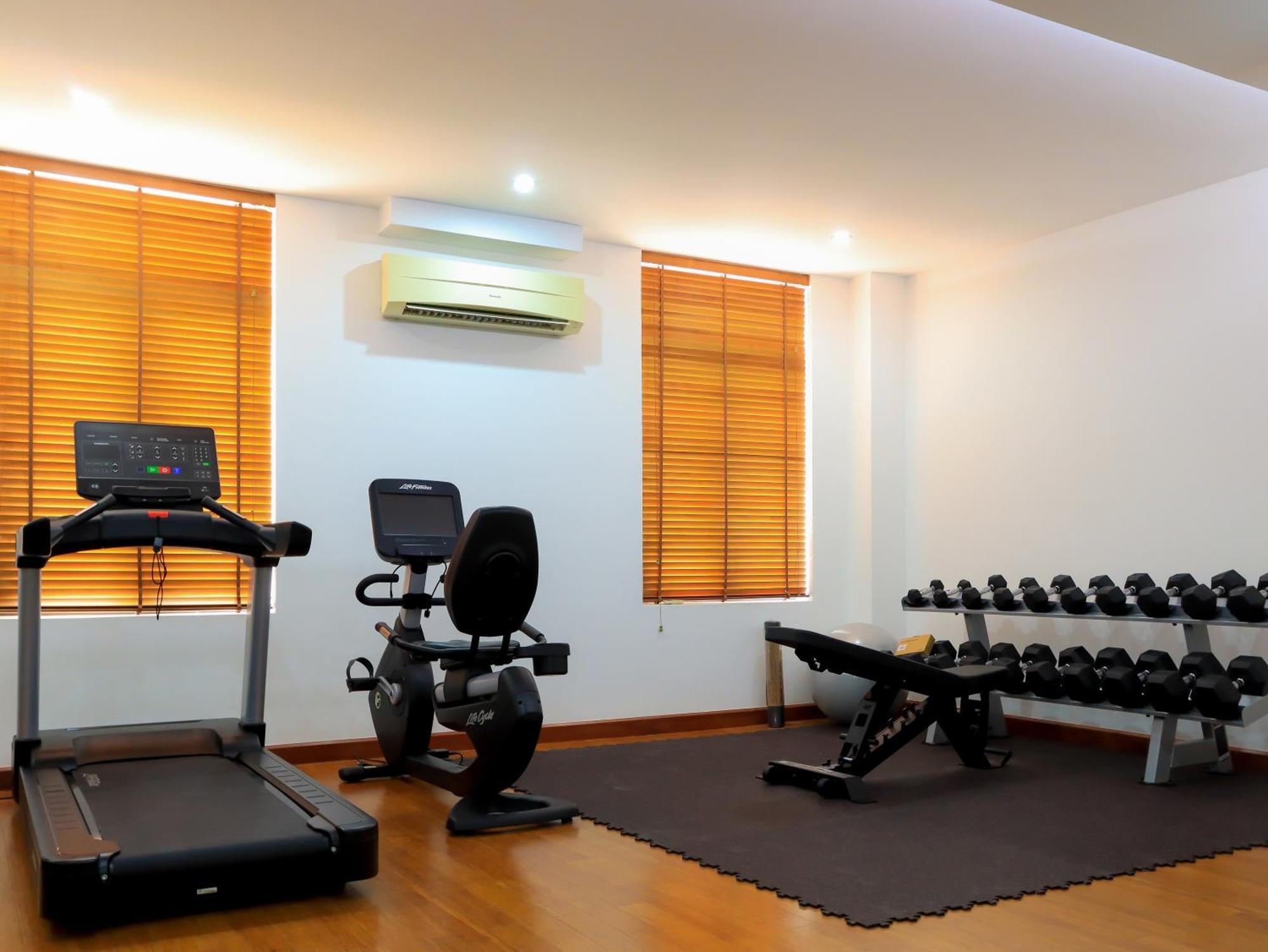 Jaya Suites Hotel Phnom Penh Bagian luar foto