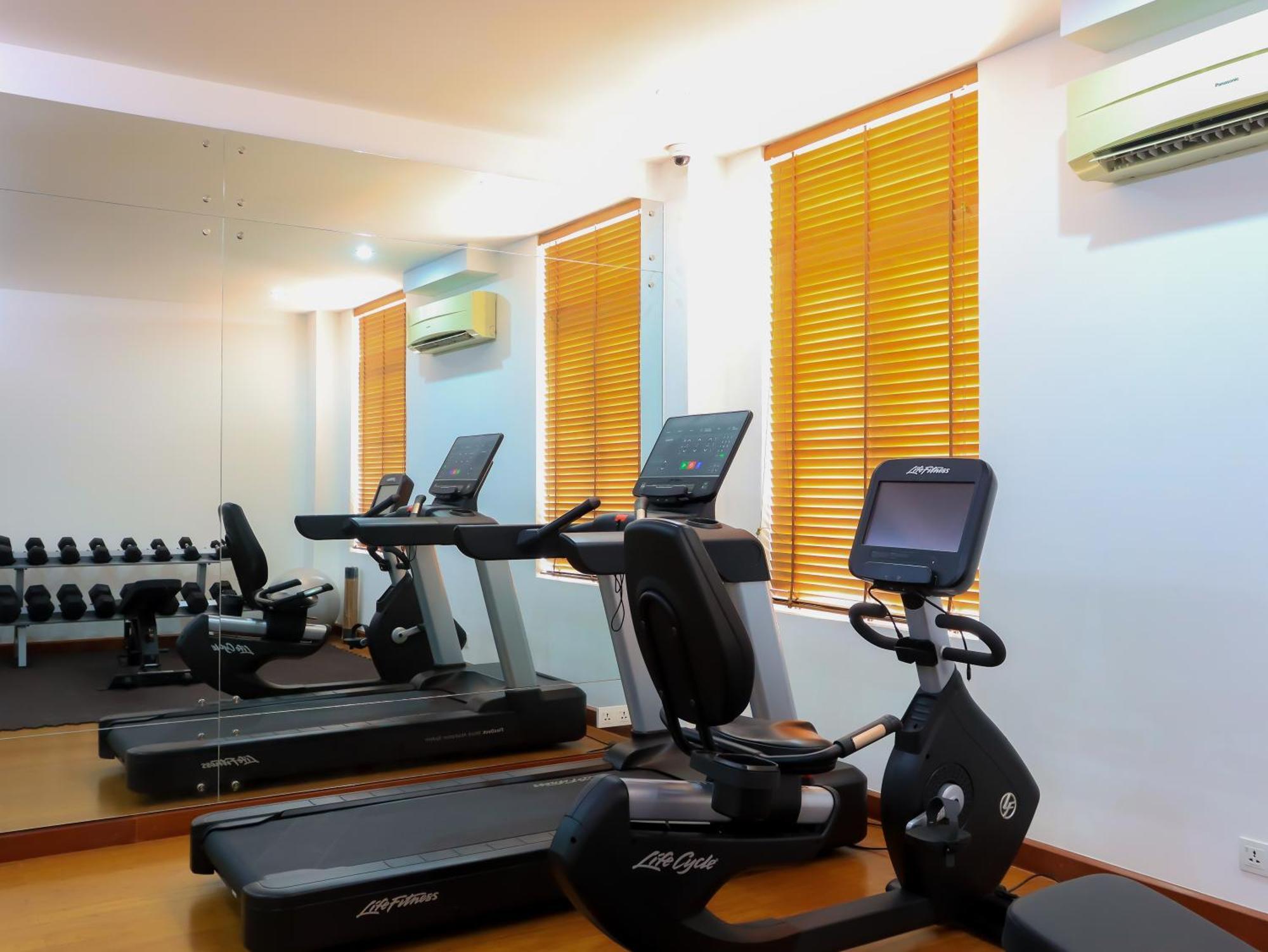 Jaya Suites Hotel Phnom Penh Bagian luar foto