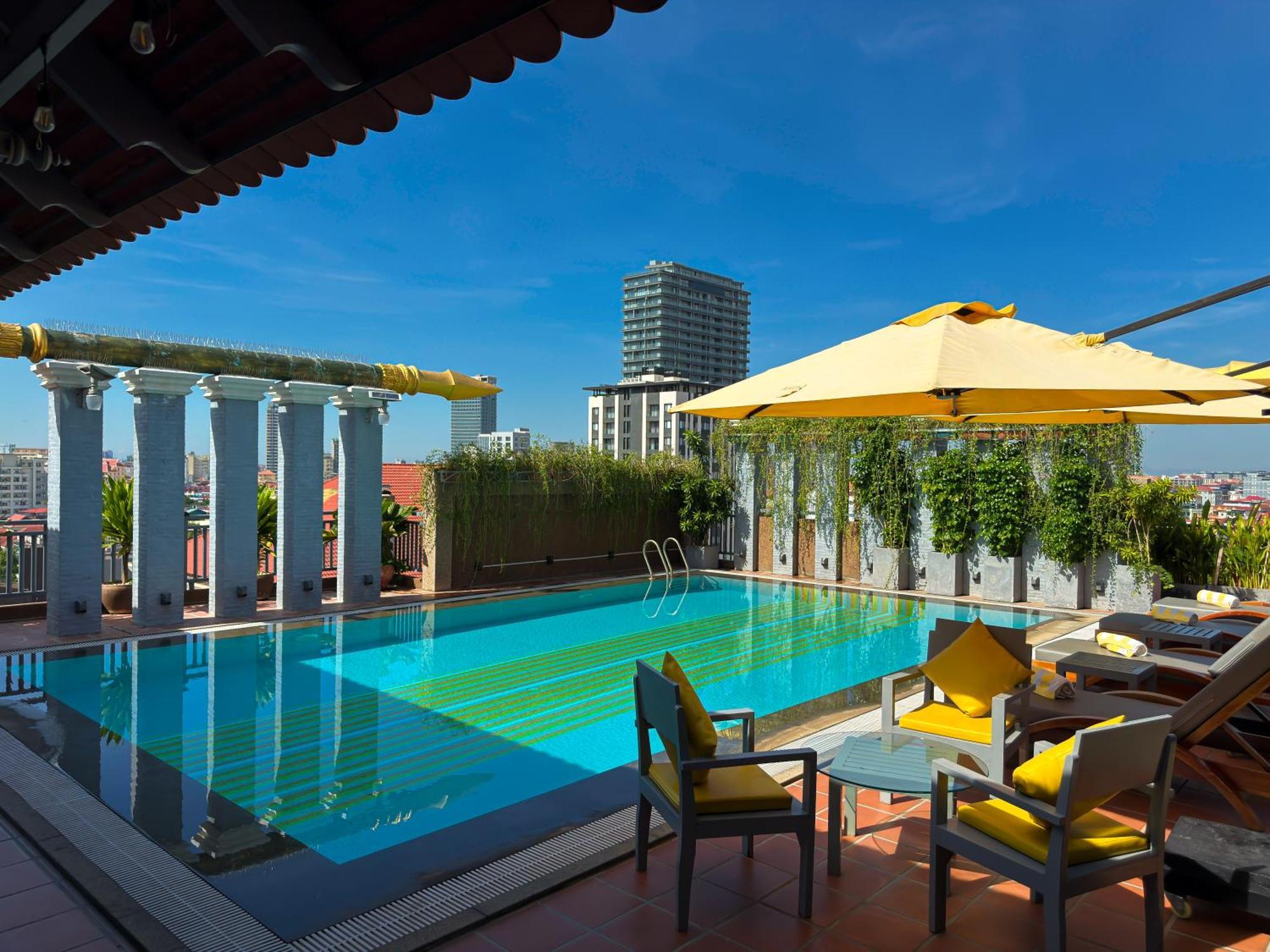 Jaya Suites Hotel Phnom Penh Bagian luar foto